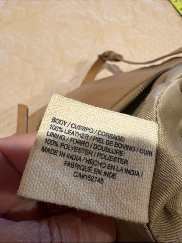 Lucky Brand leather crossbody bag soft tan/beige leather - Image 9