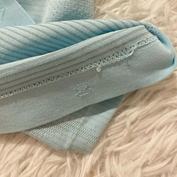 Lululemon Swifty Tech Racerback Tank Top in Blue Stripe Size 8 - Image 5