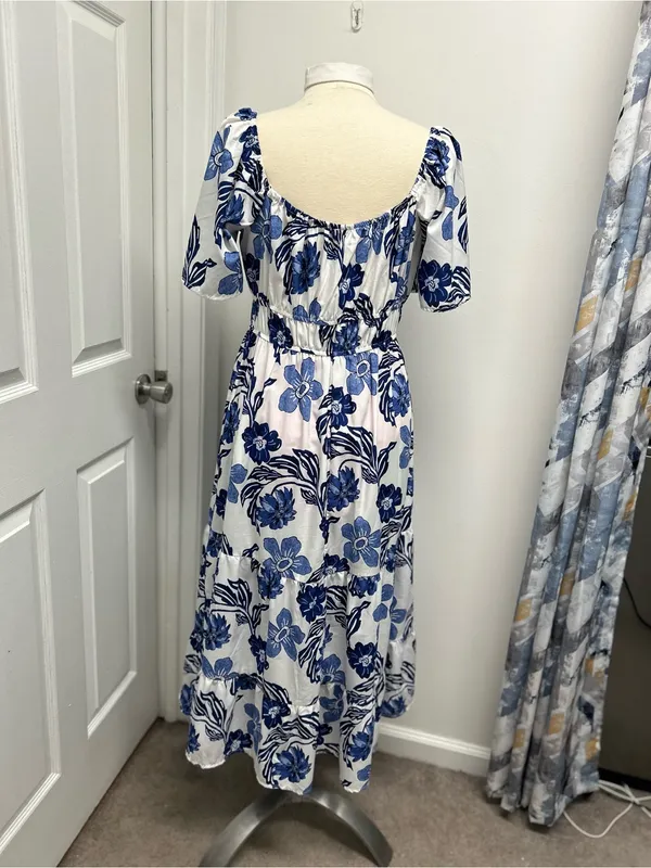 Blush Floral Tie-Front Midi Dress in Blue and White - Image 5