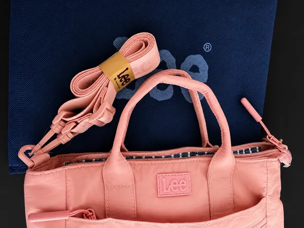  LEE Pink Quilted Backpack 🎀 - Image 4