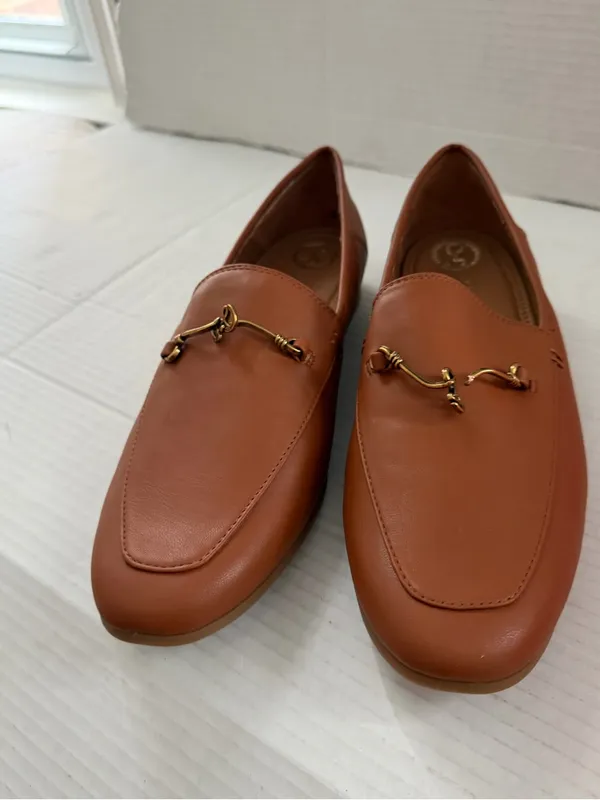 Sam & Libby Nadia loafer flats shoes burnt umber brown size 9.5 Broken hardware - Image 3