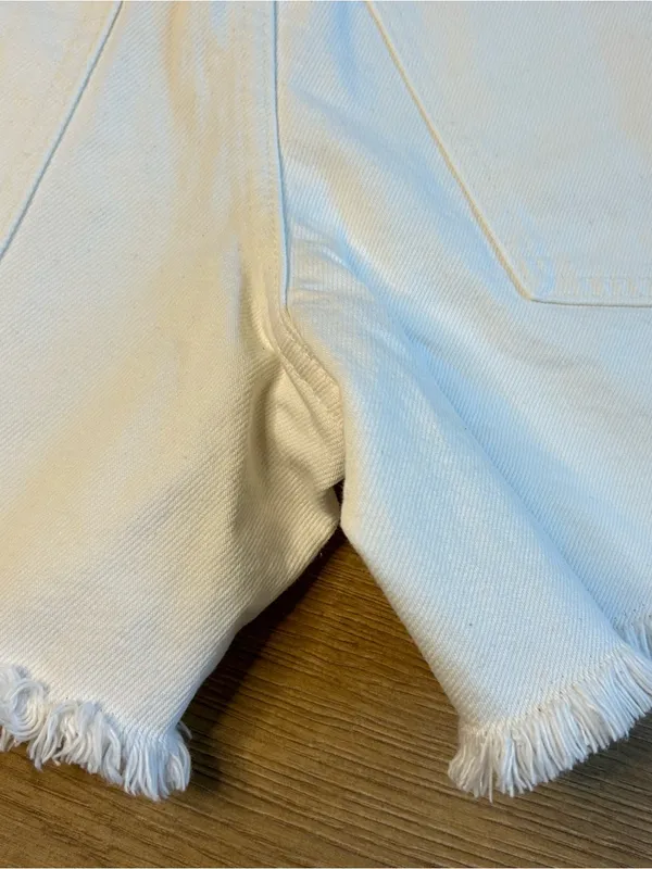 Size 6 Mid-Rise 90's Baggy Jean Shorts 4" Universal Thread™ 100% Cotton - Image 8