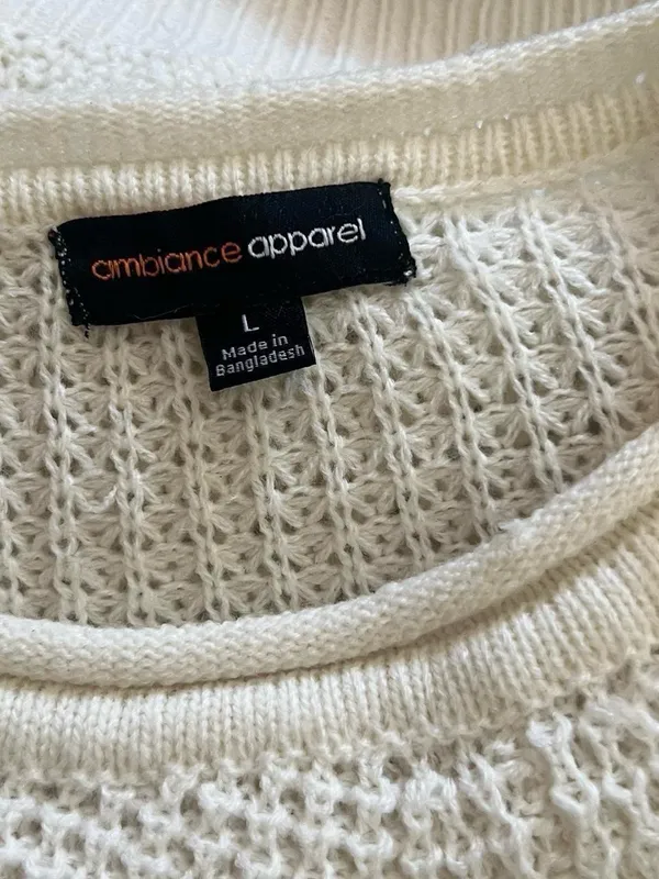 Cream Waffle knit sweater. Size L - Image 7