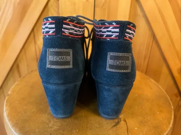 Toms Blue Suede Lace-Up Wedge Bootie Shoes Women's Size 6 - Image 4