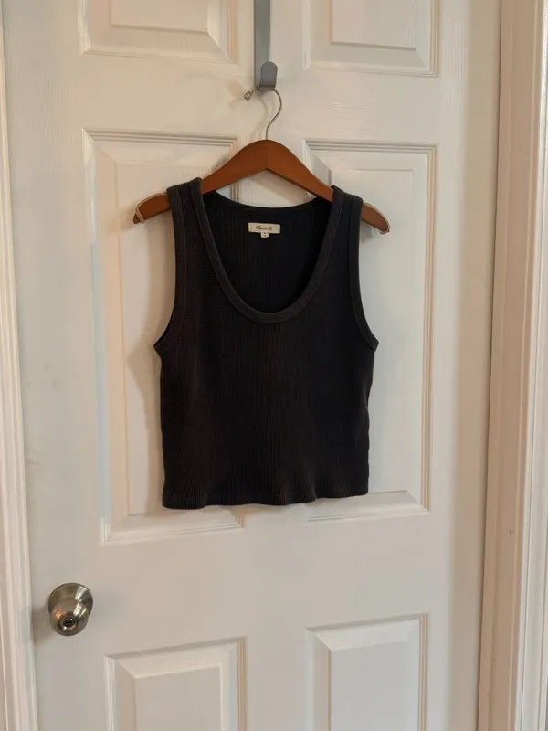 Madewell Waffle Knit Scoop Neck Crop Tank Dark Grey Medium - Image 3