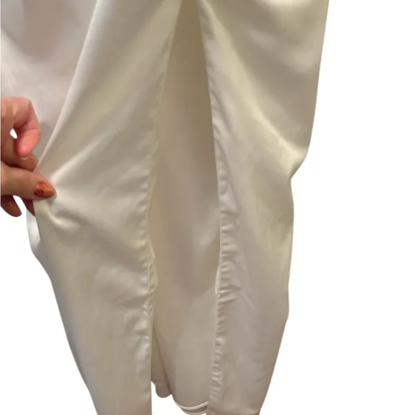 Abercrombie & Fitch Wedding Gown Sz XL Winter White Cut Out Back Slit Side Satin - Image 6