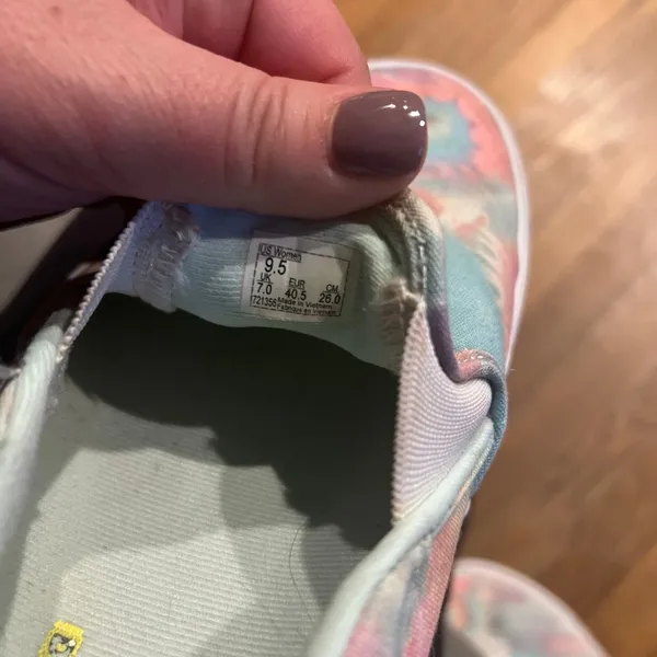 Vans woman’s‎ 9.5 tie-dye shoes - Image 5
