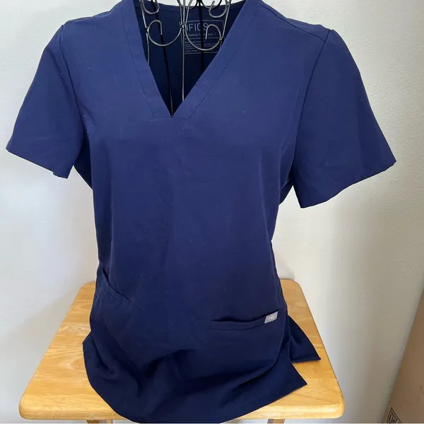 Figs Technical‎ Collection women’s navy blue short sleeves size top M - Image 4