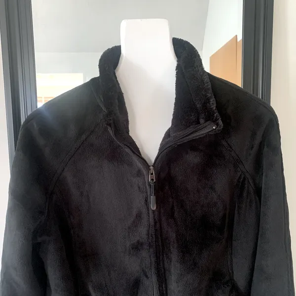 Black Faux Fur Super Soft Coat Size L - Image 4