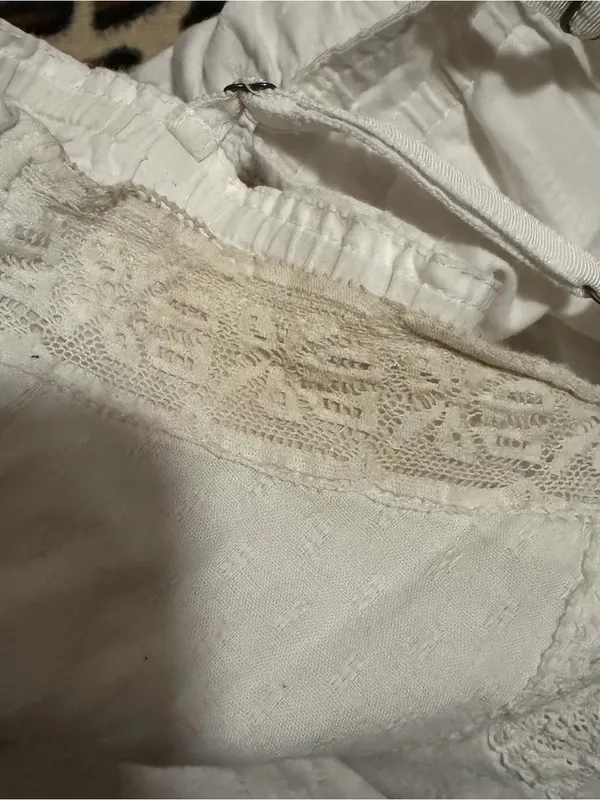 2000s vintage style abercrombie & fitch white whimsical babydoll lace mini dress - Image 9