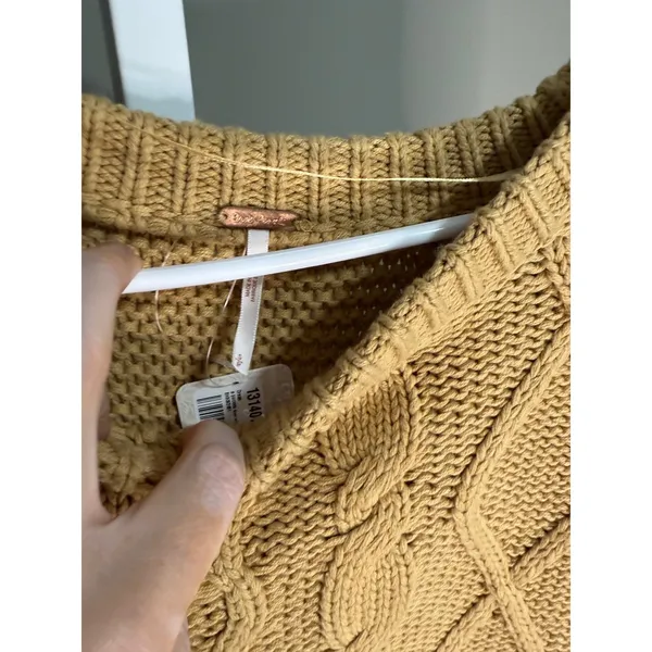Free People Dream Cable Knit Oversized Sweater Camel NWT Size S‎ Crewneck - Image 12