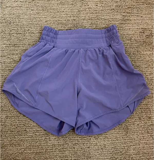 Lululemon Hotty Hot Shorts 4" - Image 2