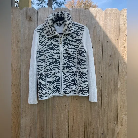 Lisa‎ International Cream Spots Faux Fur Suede Sweater Jacket Sz small zebra - Image 2