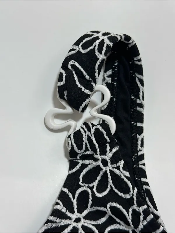 Nasty Gal Black and White One-Shoulder Floral Bikini - Image 5