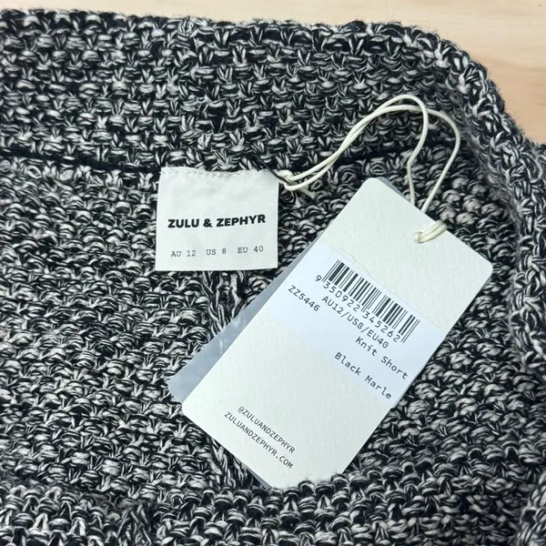 NWT Zulu & Zephyr Black Marle Knit Shorts Minimalist Pull On Mini Sz‎ 8 - Image 5