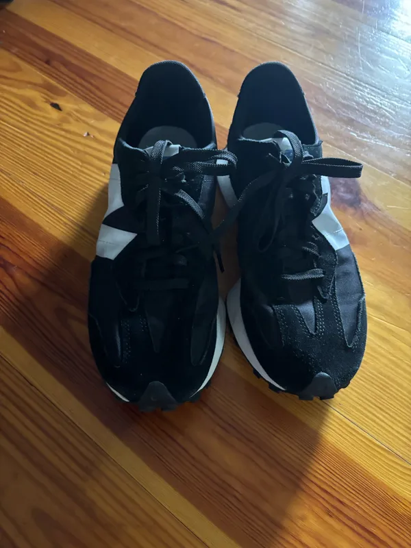 New balance size 10-10.5 women or men’s 9 - Image 4