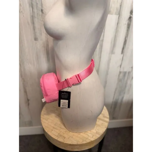 Art Class Target Light Pink Adjustable Fanny Pack Belt Bag Crossbody NWT - Image 8