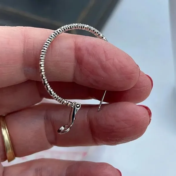 NWT Precious 14K white dipped gold textured hoops. Omega clasp. - Image 4