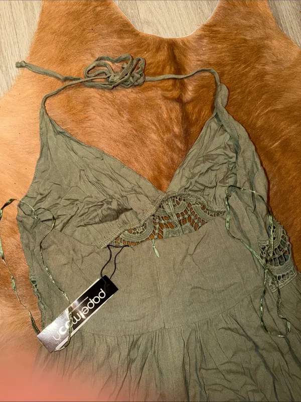 Papermoon Olive Green Boho Halter Dress Size Medium NWT Crochet Ruffle - Image 7