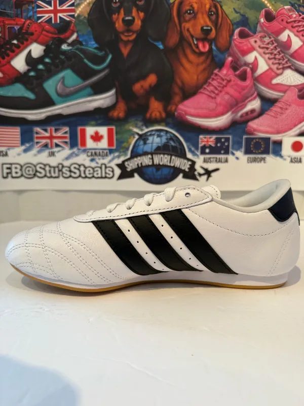 Women’s Adidas Taekwondo Lace size 6W with spare laces - Image 5