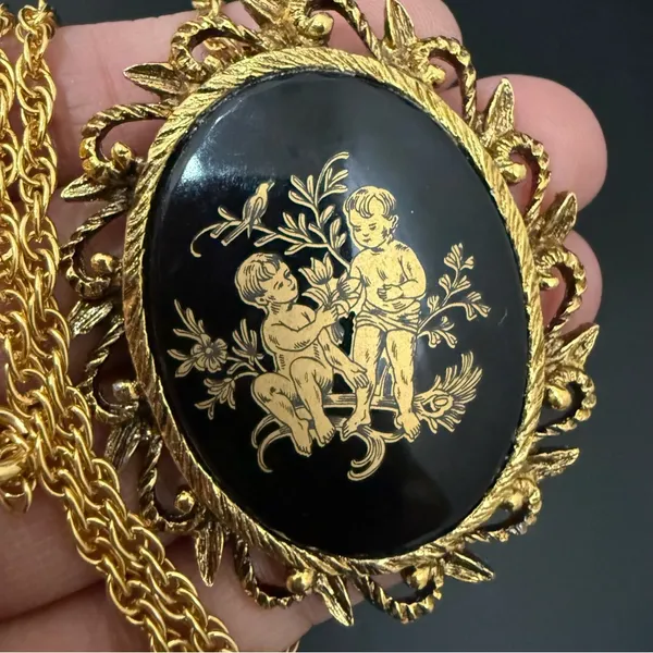 Vintage Unsigned Victorian Revival Cherubs Gemini Zodiac Cameo Pendant Necklace - Image 11