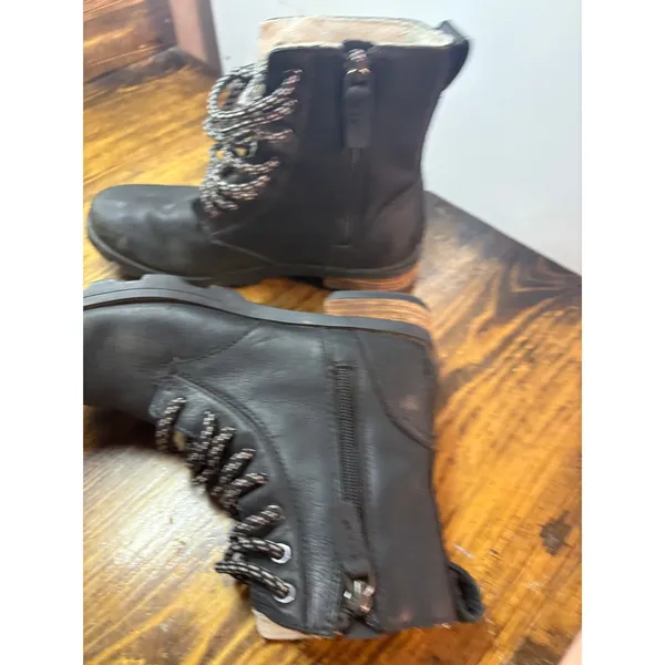 Sorel Black Lace Up Boots Size 6.5‎ - Image 4