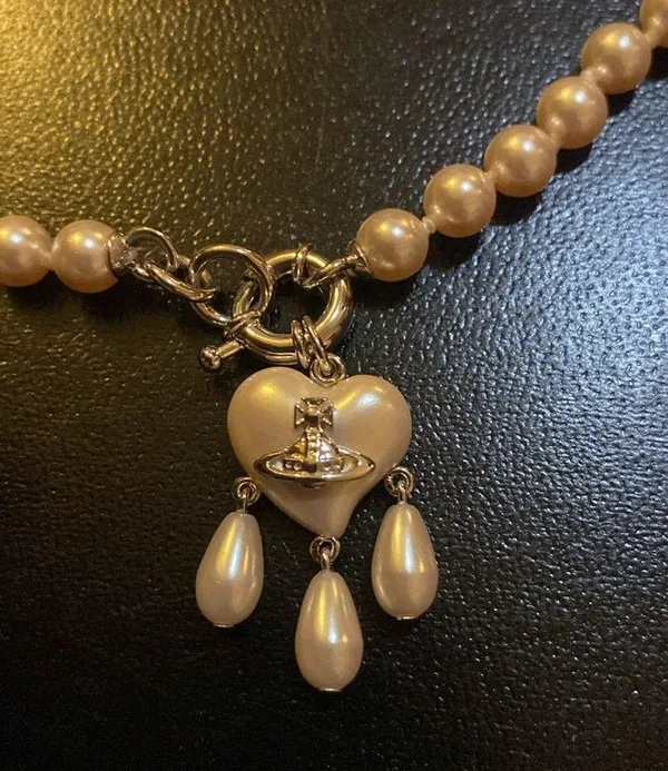 Vivienne Westwood Sheryl Faux-pearl and Brass Necklace - Image 7