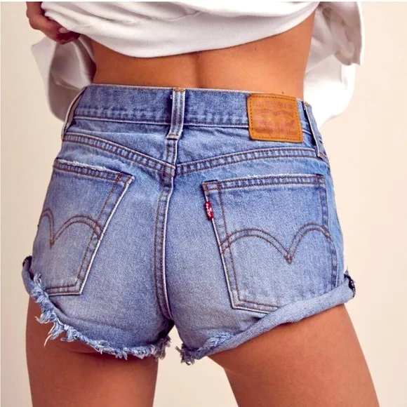 Levi’s Premium 501 Button Fly Jean Cut Off Shorts Light Wash High Rise 29 - Image 2