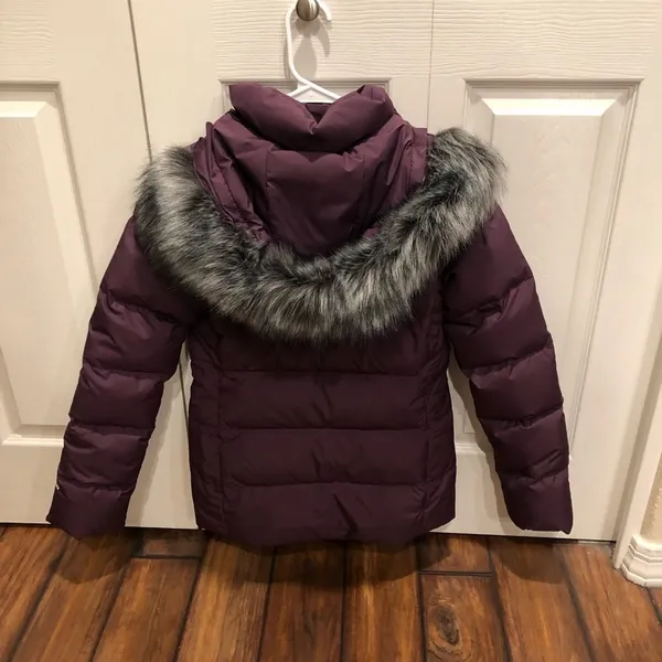 NEW North Face Women’s Gotham Puff Jacket BlackBerry Wine Size XS Gorpcore - Image 4