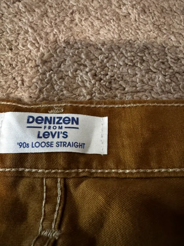 Levi’s Vintage 90s - Image 2