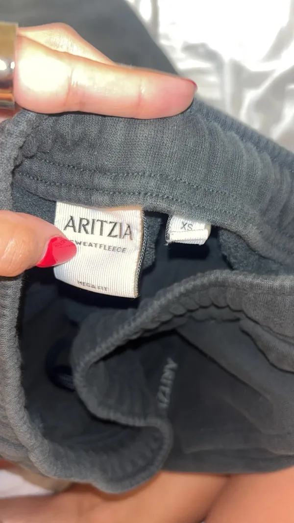 Aritzia sweatpants  - Image 3