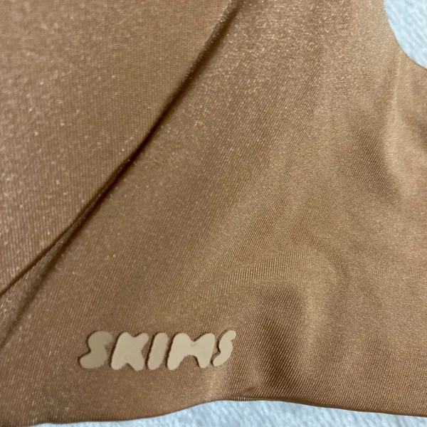 SKIMS Wireless Push Up Bra 36D - Image 3