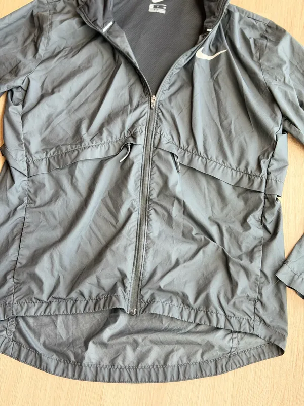 Black Nike Running Jacket Women’s - Image 4