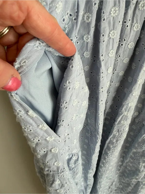 Hollister Sophia Blue Sweetheart Neck Smocked Embroidered Maxi Sun Dress Medium - Image 10
