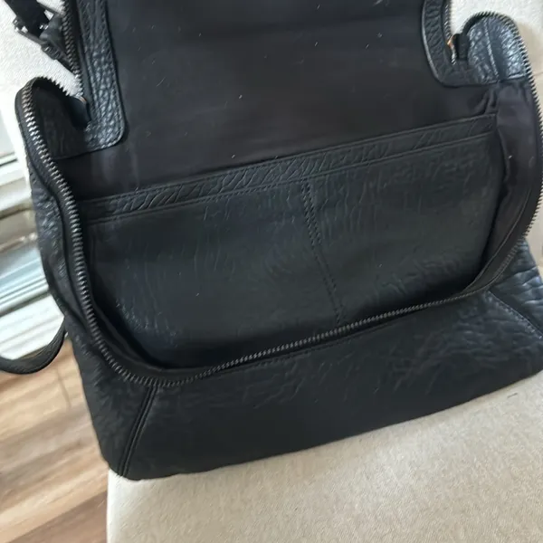 All Saints Black Leather Crossbody Bag - Image 4