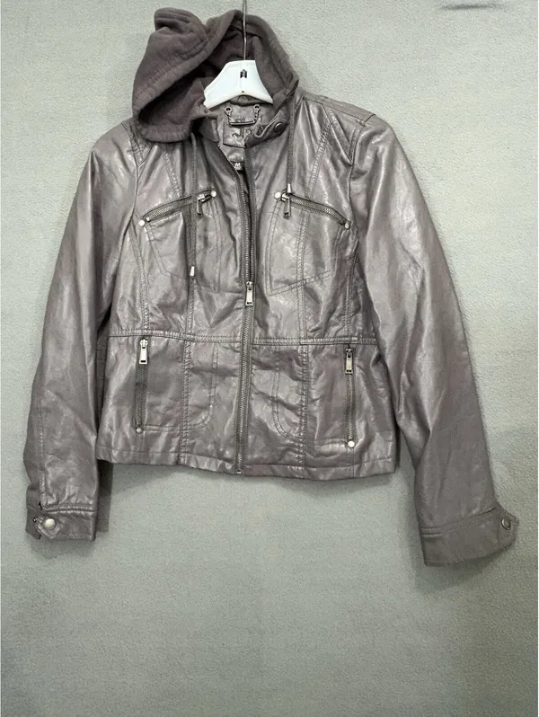 J2 Women’s M Gray Hooded Full Zip Jacket Pockets Long Sleeve Short Faux Leather - Image 2
