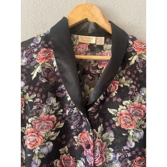 Victoria's Secret Vintage 90s Sheer Floral Loungewear Crop Top - Image 3