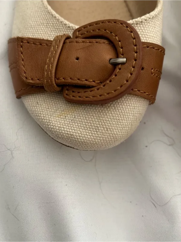 Kelly & Katie Cream Canvas Ballet Flats with Tan Buckle Size 8 1/2 - Image 4