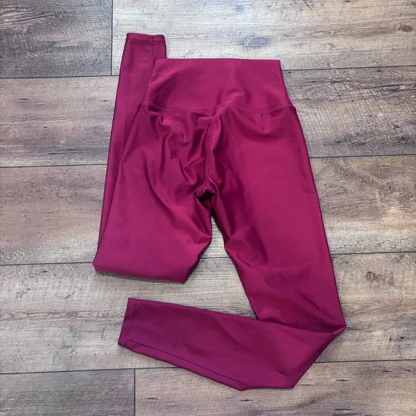 Alo Yoga High Waist Airlift Leggings Red Small 28" Inseam Activewear Yoga FLAWED - Image 4