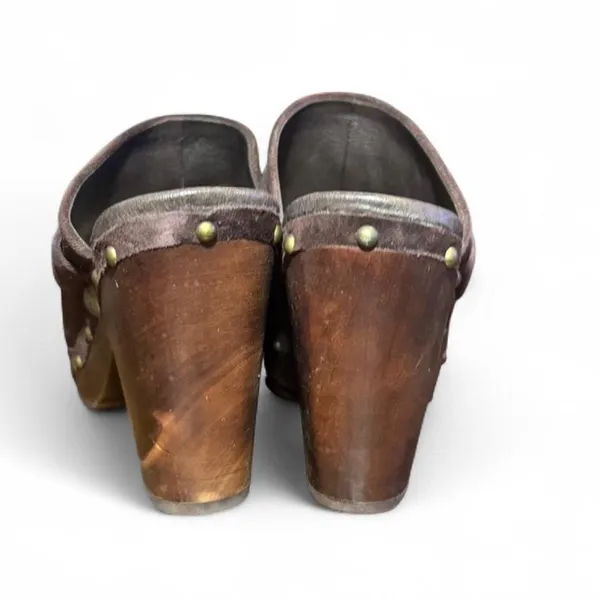 UGG Kaylee Clogs Womens Size 11 Brown Suede Wooden Heel Studded Boho Mule - Image 7