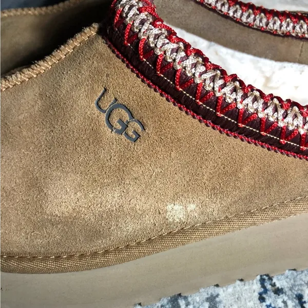 UGG Tazz Platform Slippers in Chestnut - Image 10
