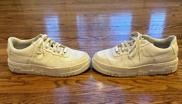 Air Force 1 Pixel Size 10.5, Color: White/White/Black Sail - Image 5