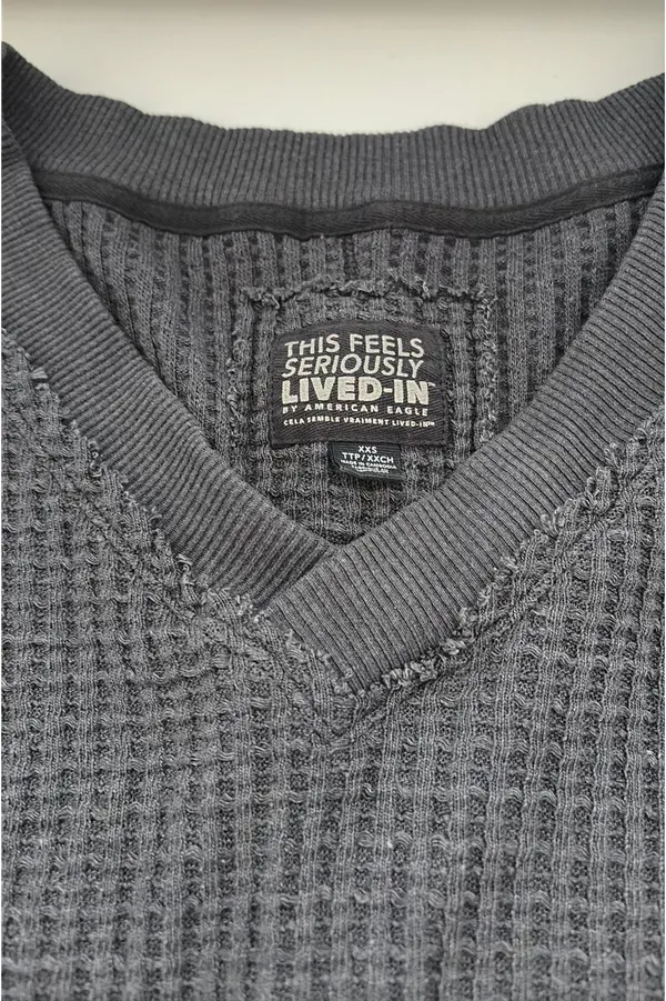 american eagle v neck sweatshirt - Image 3