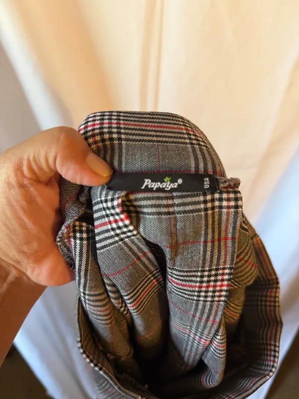 Papaya Pleated Glen Plaid Mini Skirt in Gray with Subtle Red Accents - Image 3