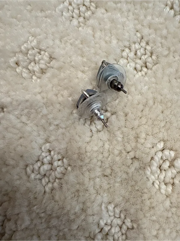 Gray Geometric Stone Stud Earrings Silver Tone Minimalist Stella & Dot Style - Image 2