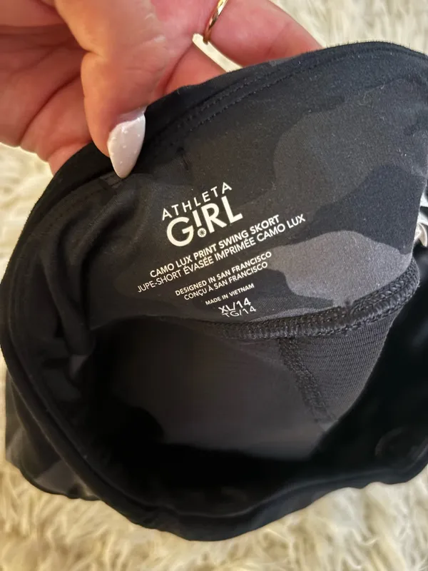 Athletes girl skirt - Image 3