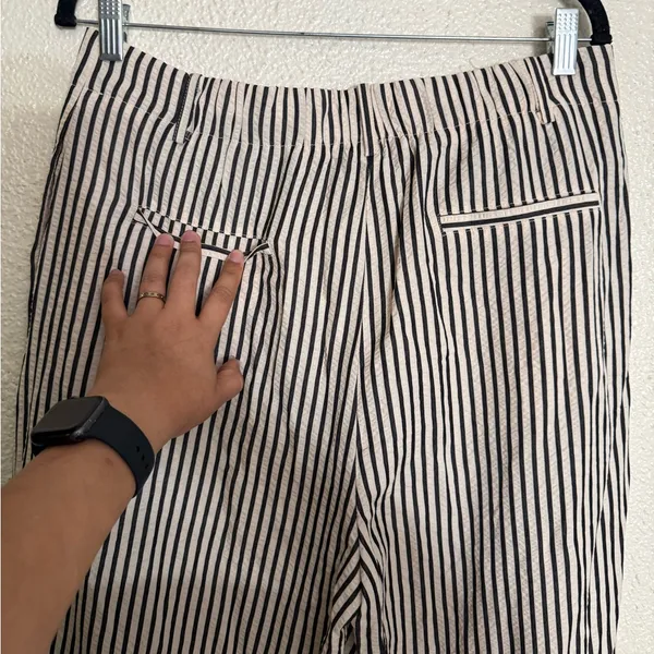 Mango elasticated waist staight wide leg stripe pants in mono stripe size large - Image 8