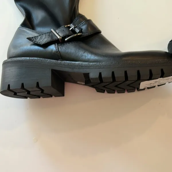 VINCE Camuto Boots April’s Over-The-Knee Boot Lug Sole Stretch, 6.5, NWOT - Image 8
