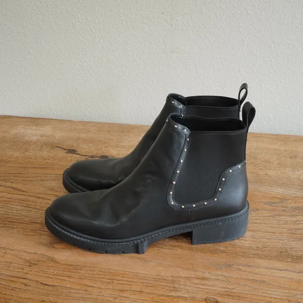 Coach Womens 11B Black Leather Studded Chelsea Lug Sole Ankle Boots‎ City Chic - Image 4