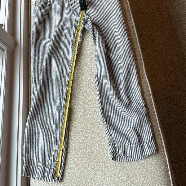 A new day stripped cropped linen blend drawstring pants with pockets size S - Image 8
